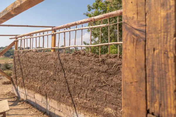 Técnicas de Construção Sustentável na Permacultura Urbana